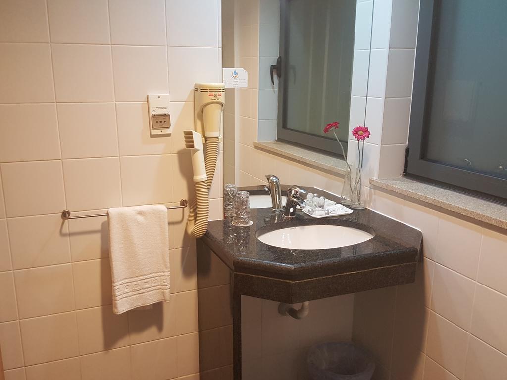 Hotel Jose Alberto Viseu Habitación foto